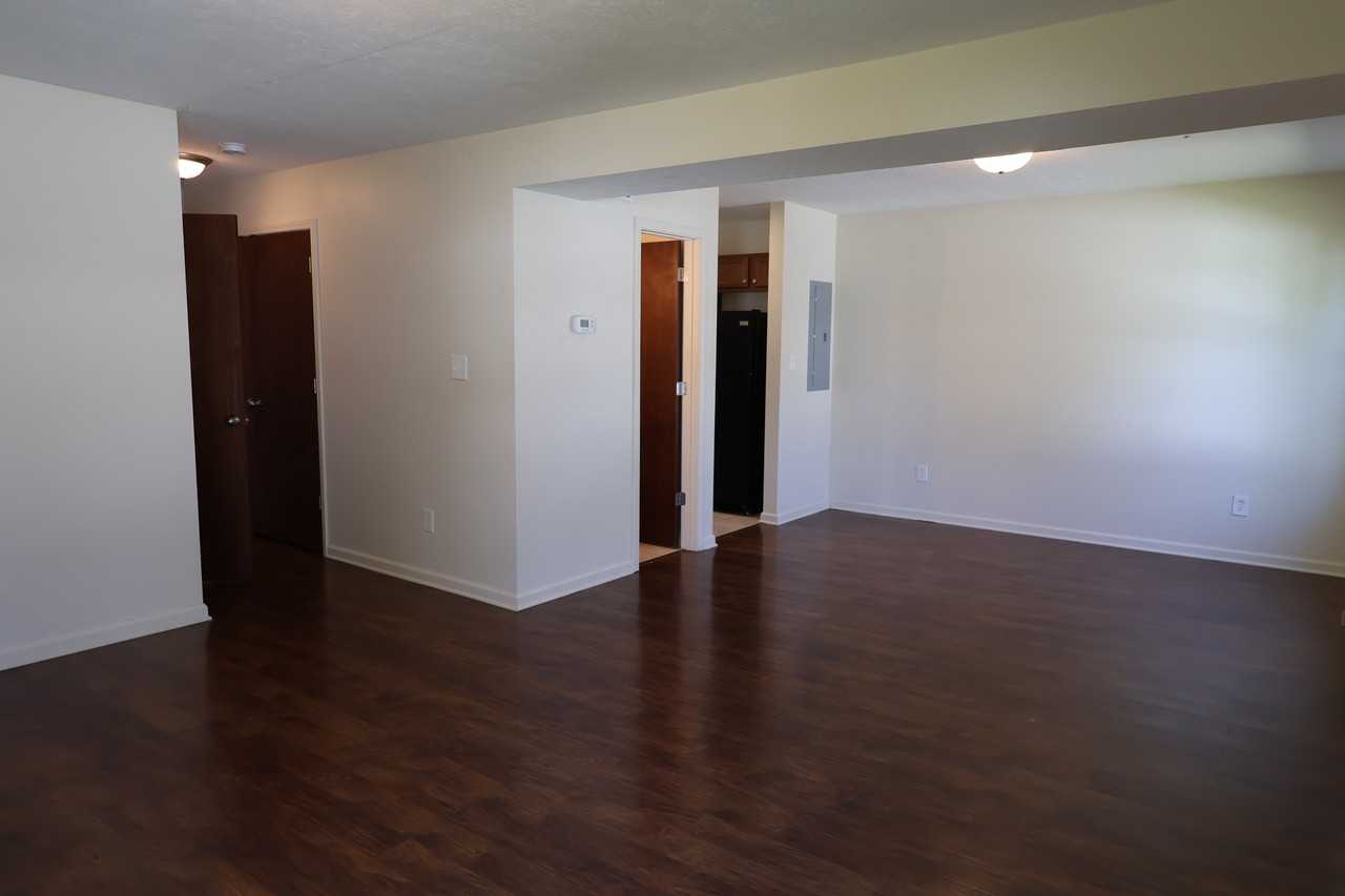 1427 Sycamore St #1 - Photo 5 of 50