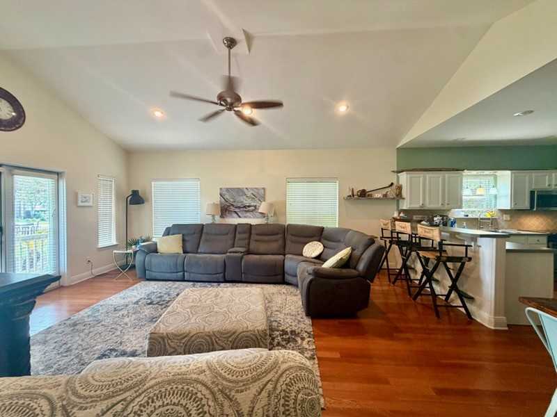 53 Maple St #1 - Photo 3 of 22
