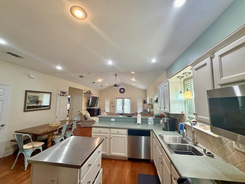 53 Maple St #1 - Photo 5 of 22