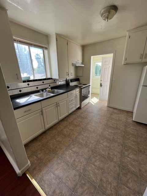 1665 Sycamore St #1 - Photo 6 of 10
