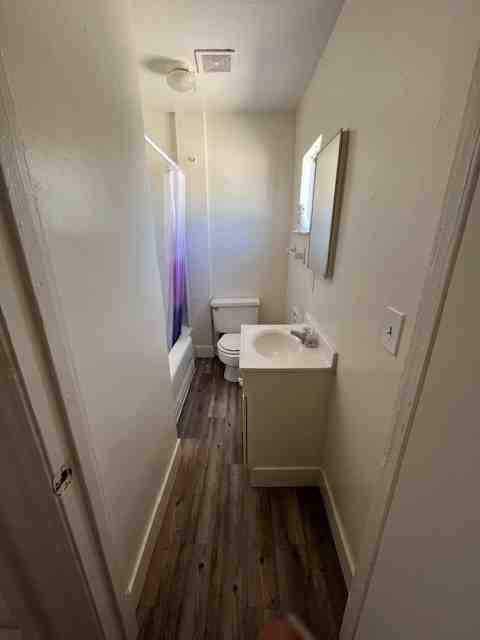 1665 Sycamore St #1 - Photo 7 of 10