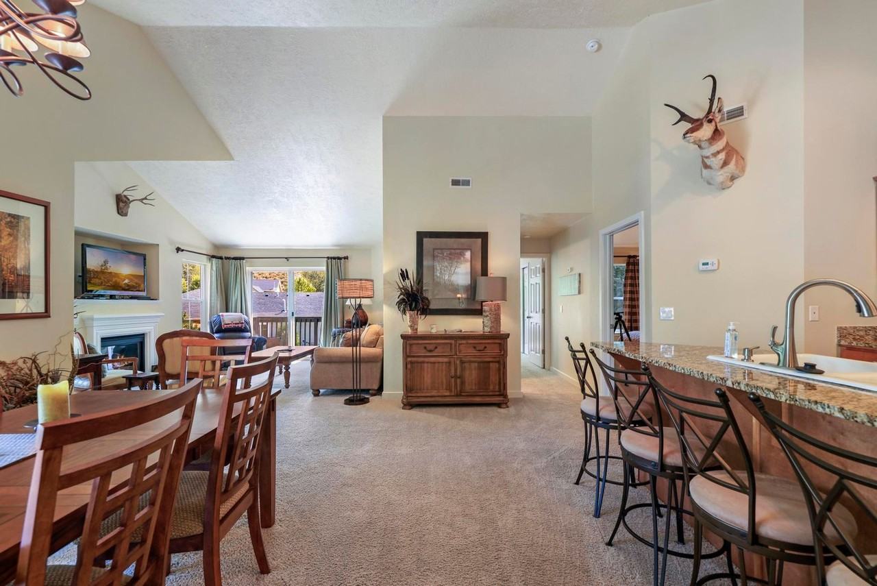1930 Copper Ranch Ln #C - Photo 7 of 39