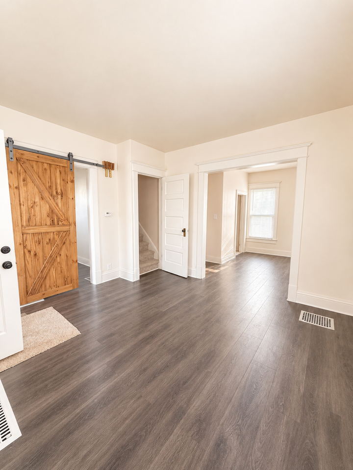 129 N Olive St - Photo 2 of 10