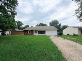 845 Middle Dr - Photo 1 of 1