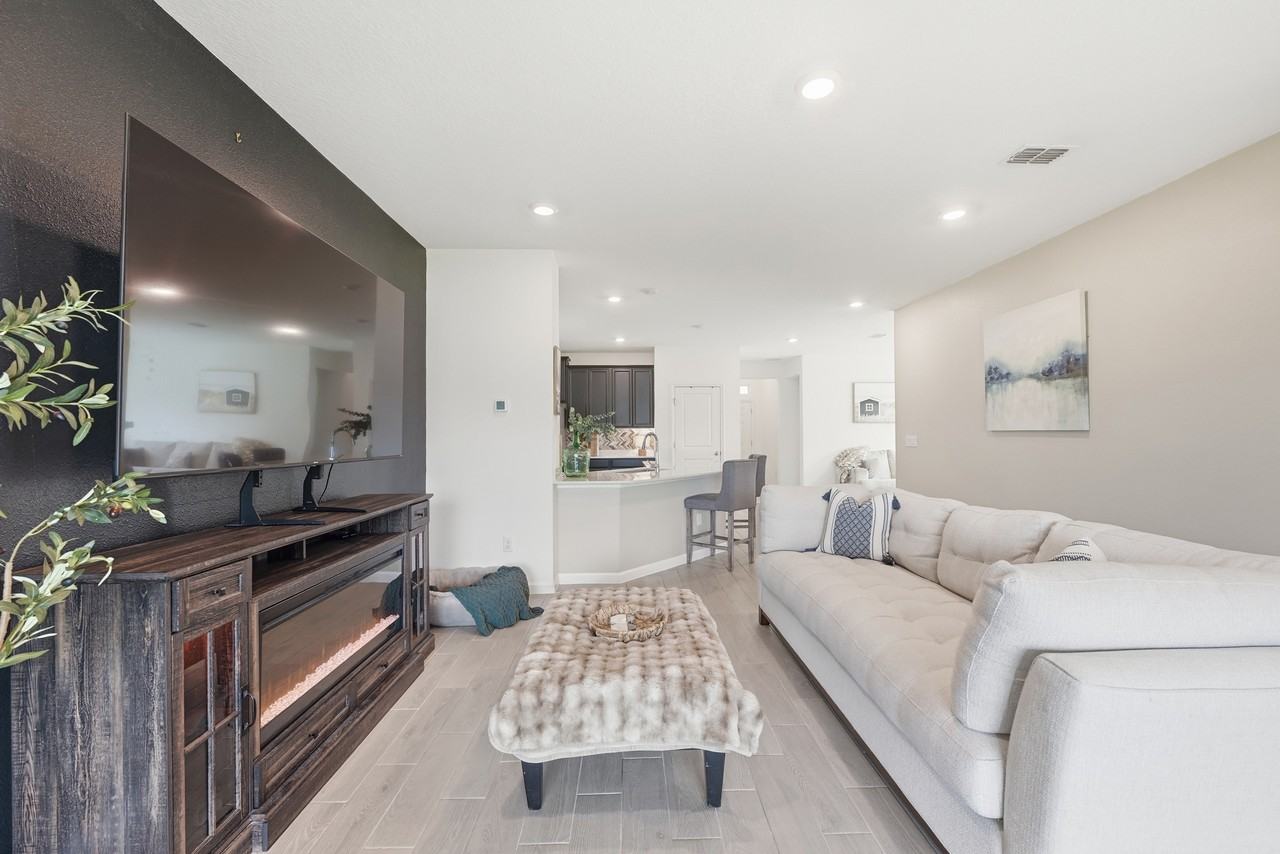 85645 Stonehurst Pkwy #1 - Photo 7 of 26