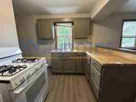 featured image of 917 James St #3