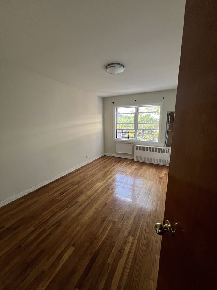 15711 45th Ave #3 - Photo 6 of 7