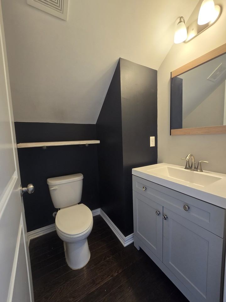 3005 Montrose Ln #1 - Photo 3 of 11