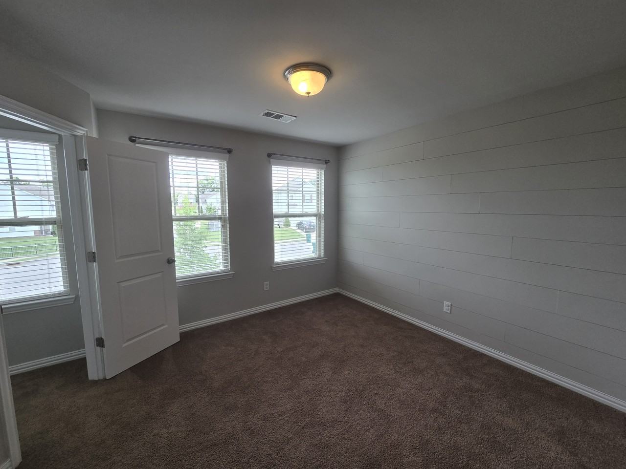3005 Montrose Ln #1 - Photo 4 of 11