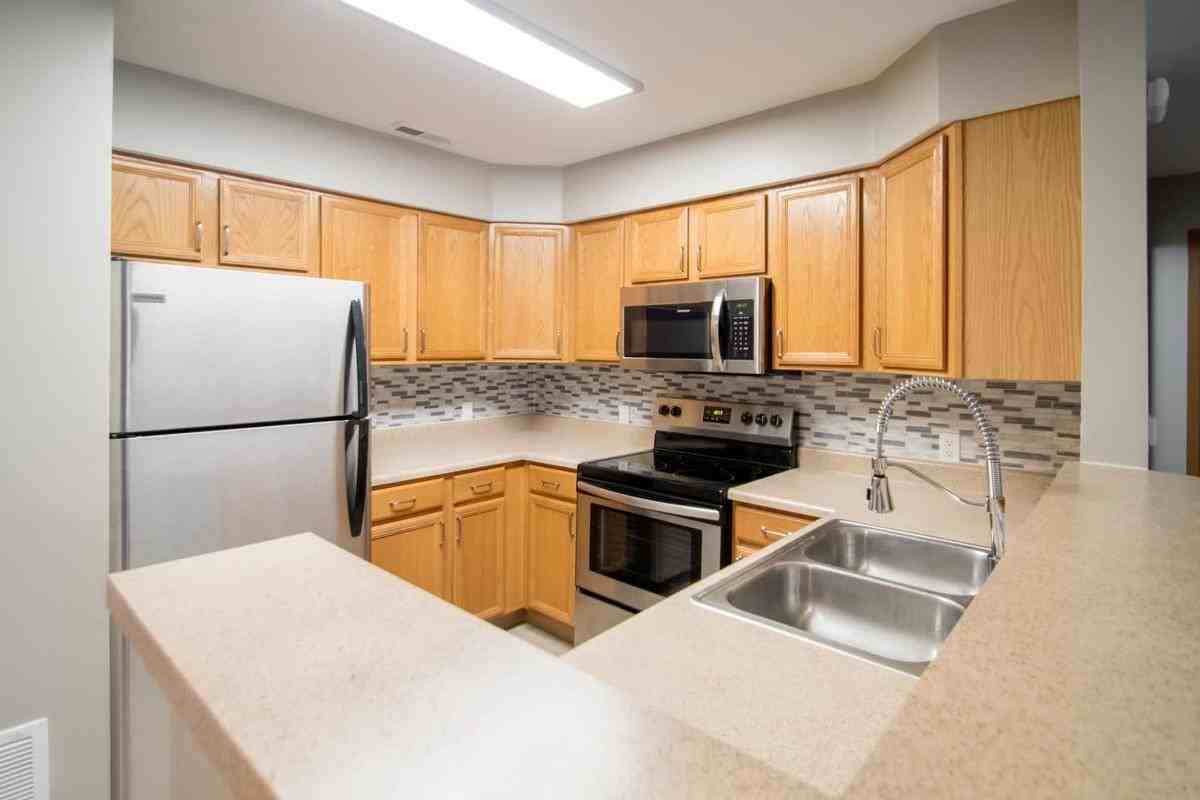 20222 Glenmore Dr - Photo 6 of 27