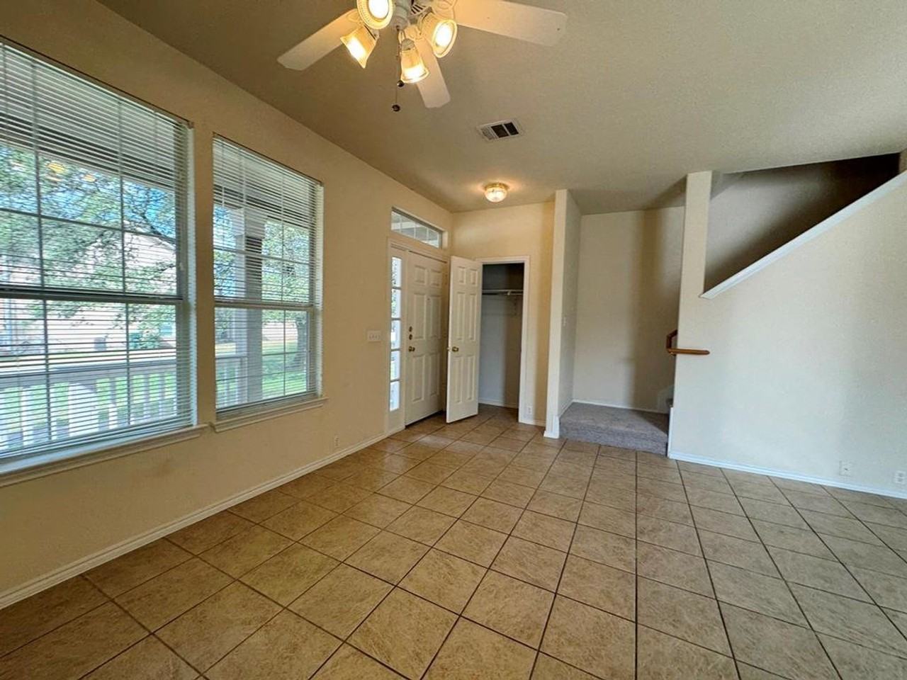 251B Utterback - Photo 3 of 30