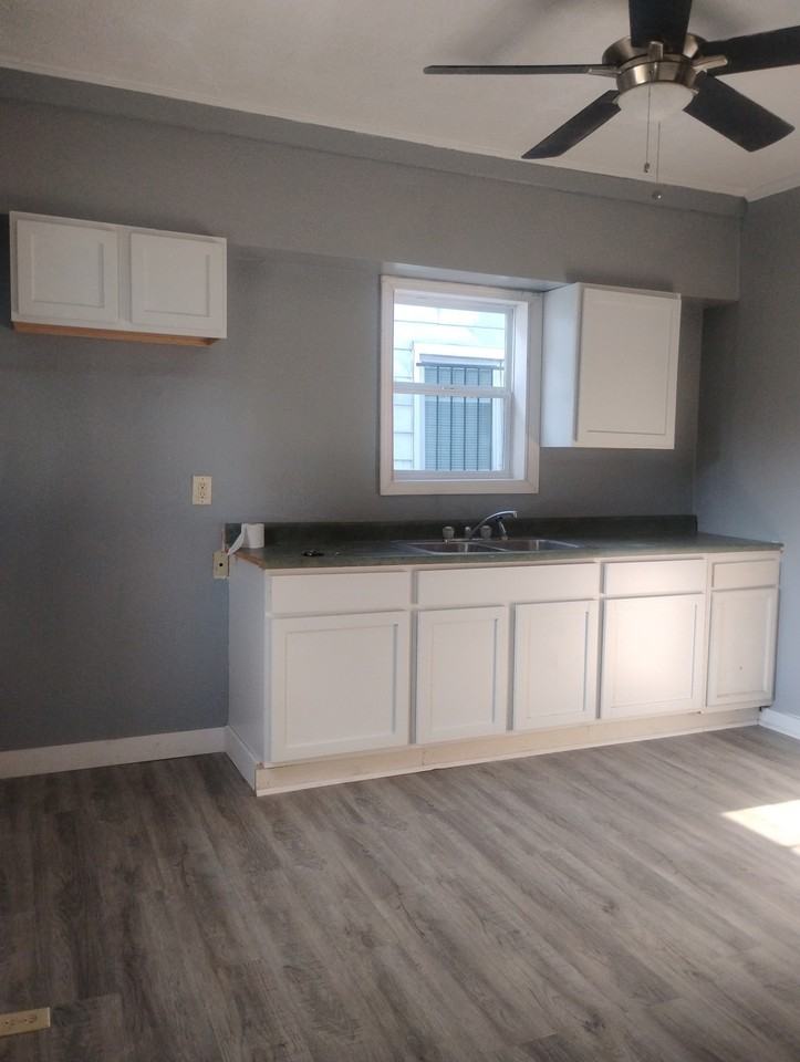 1058 Cecil Ave #1 - Photo 5 of 18