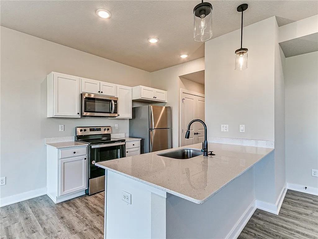 6941 Holly Ct #0 - Photo 2 of 12