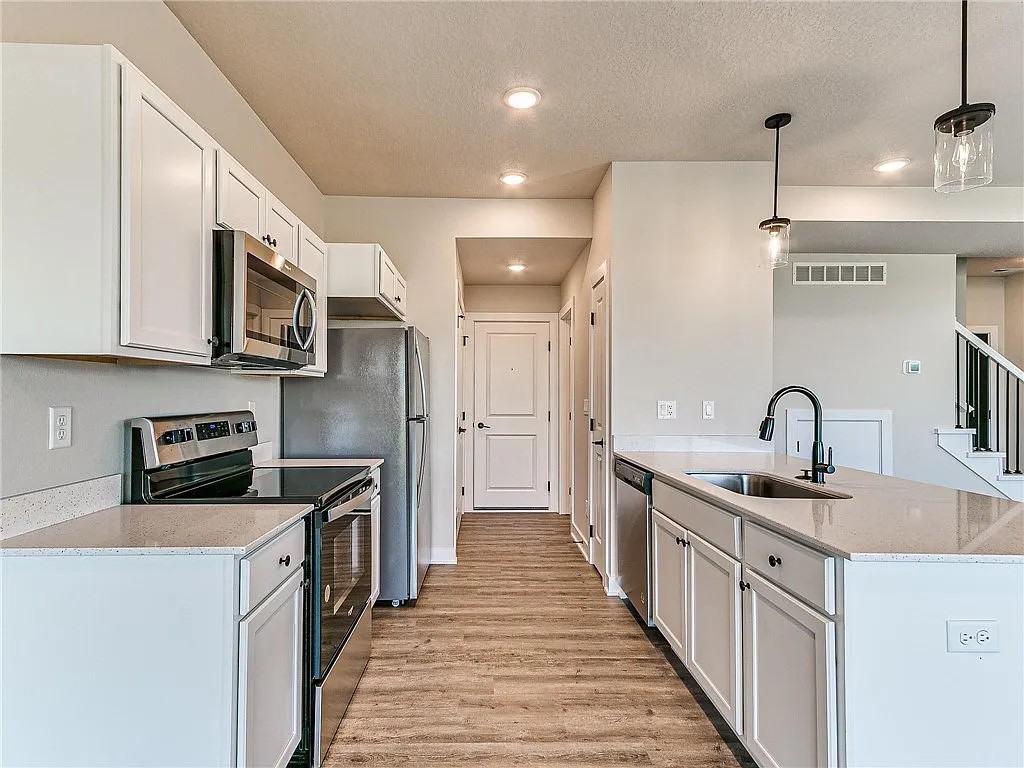 6941 Holly Ct #0 - Photo 3 of 12