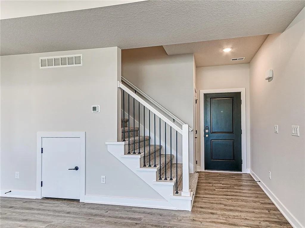 6941 Holly Ct #0 - Photo 4 of 12