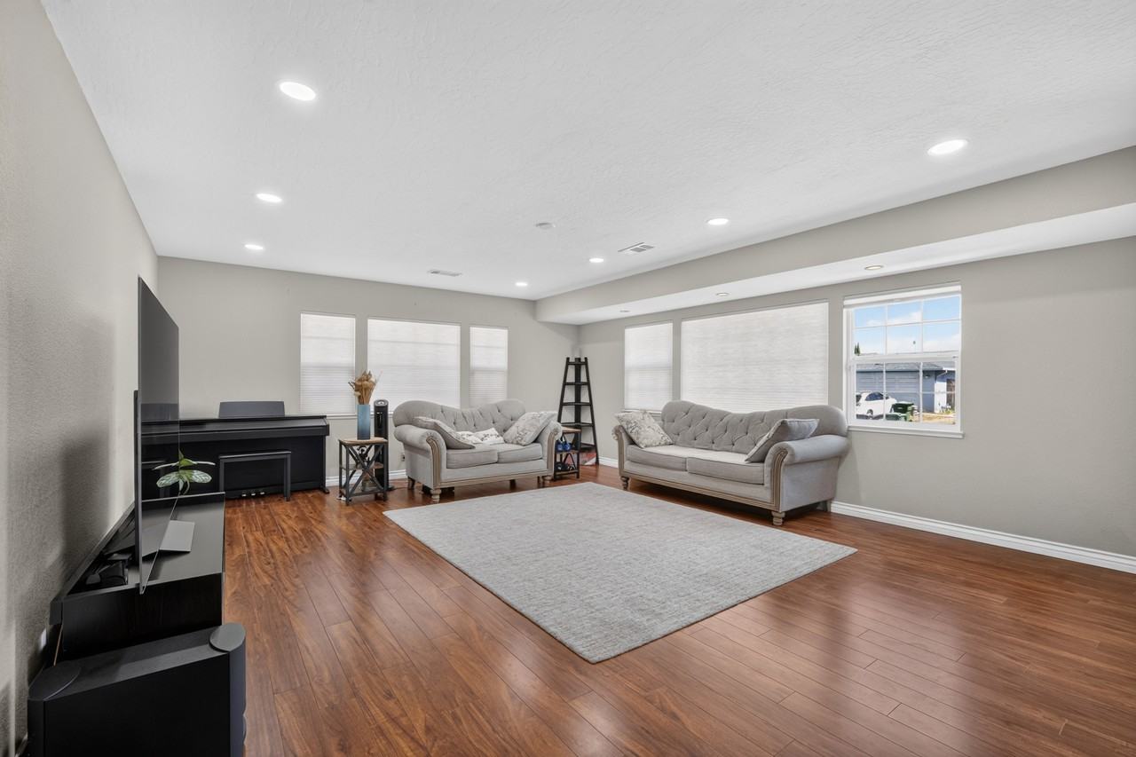 857 Heflin St #1 - Photo 2 of 10