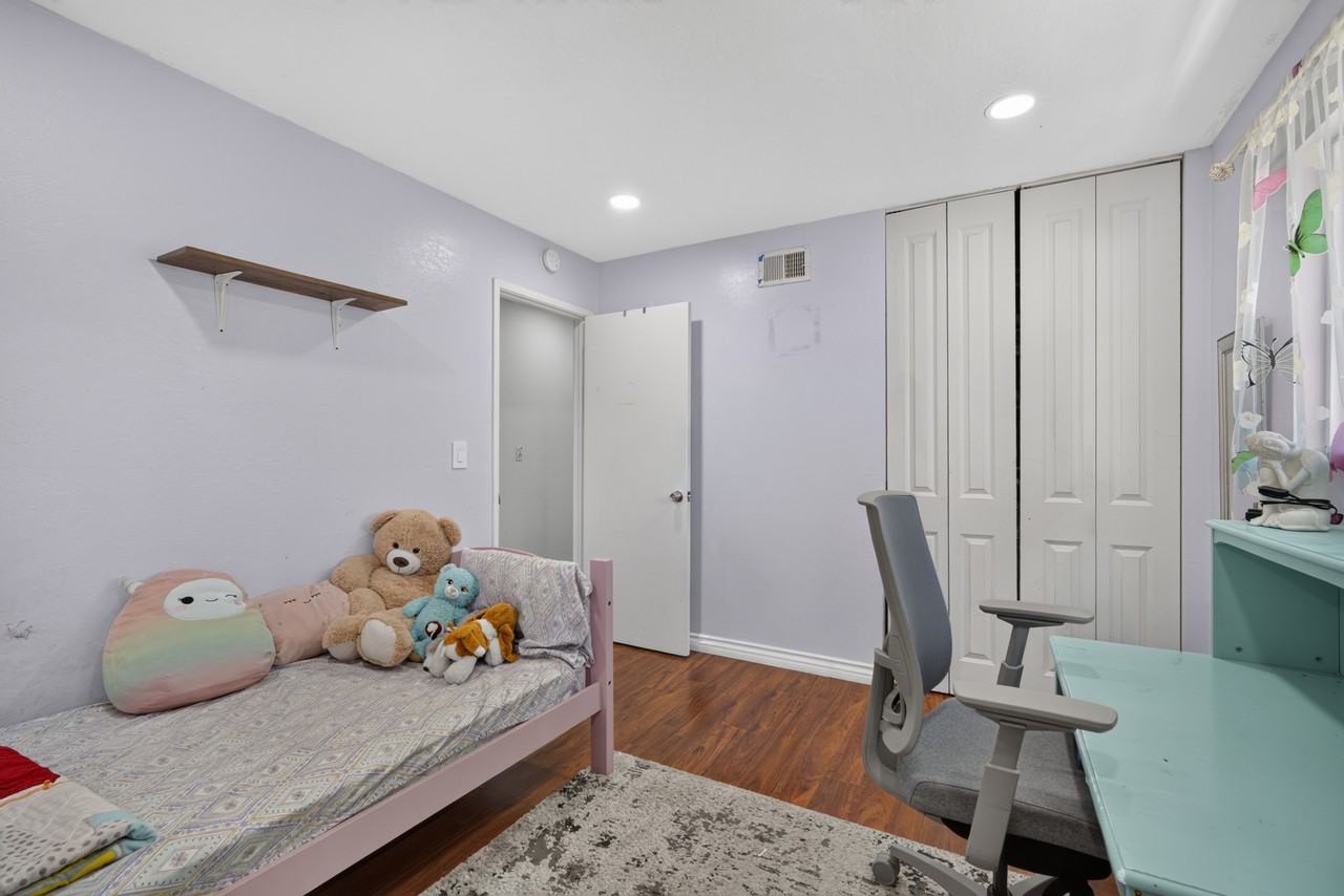 857 Heflin St #1 - Photo 7 of 10