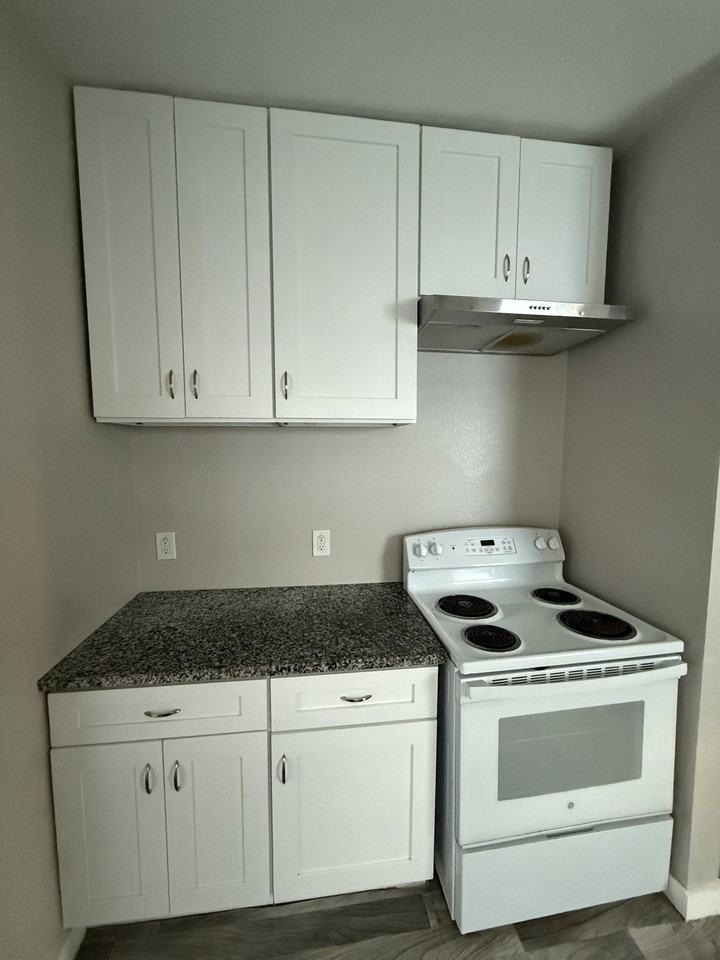 1133 S Brownlee Blvd #1 - Photo 7 of 16