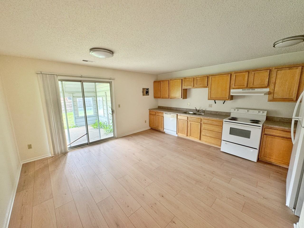1505 W 8th Street Ter #A - Photo 7 of 13