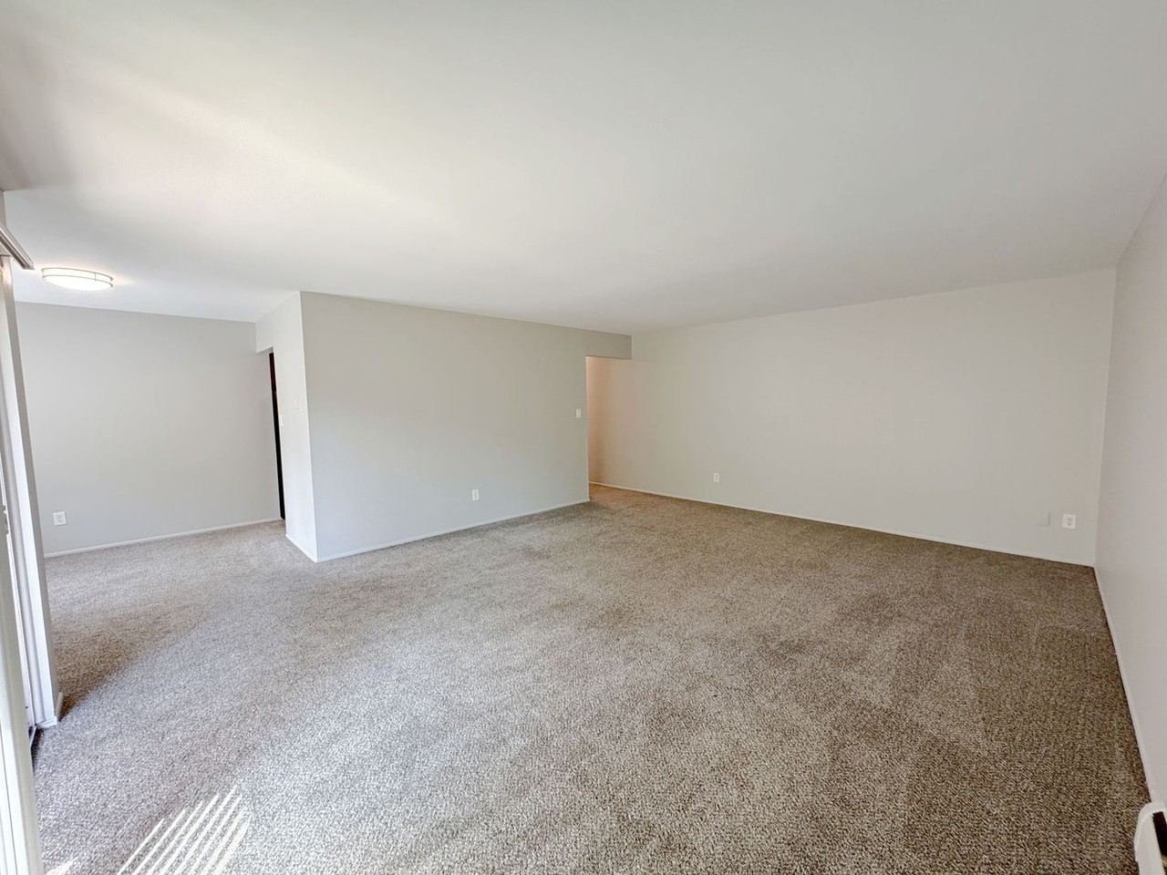 Harvard House Apartments - Photo 5 of 25