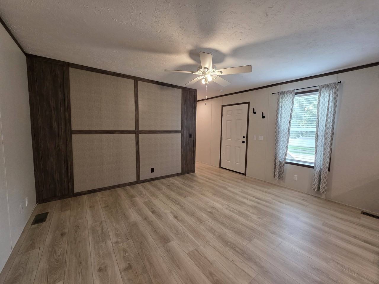 1300 W Commodore Blvd #164 - Photo 7 of 26