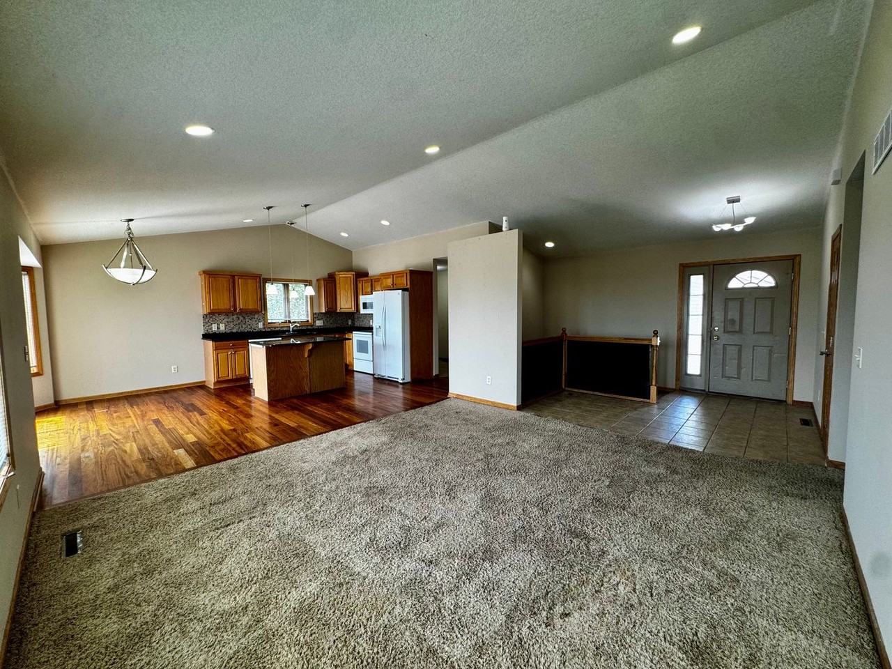 4466 35th St Nw - Photo 6 of 26
