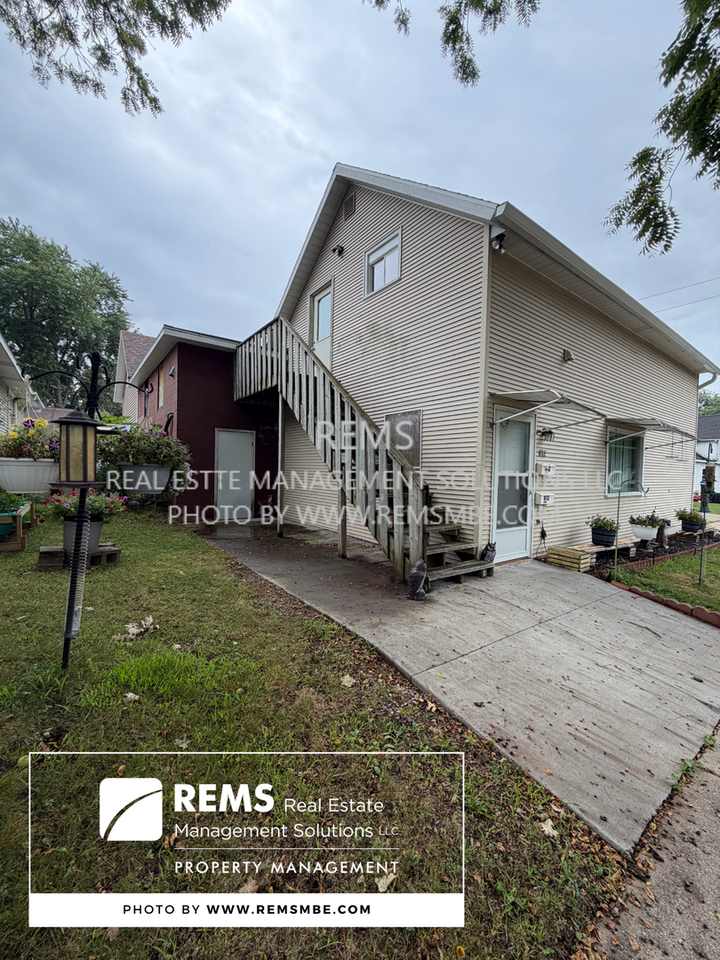 812 Barker St - Photo 6 of 8
