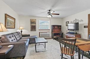 featured image of 2230 E 8th St