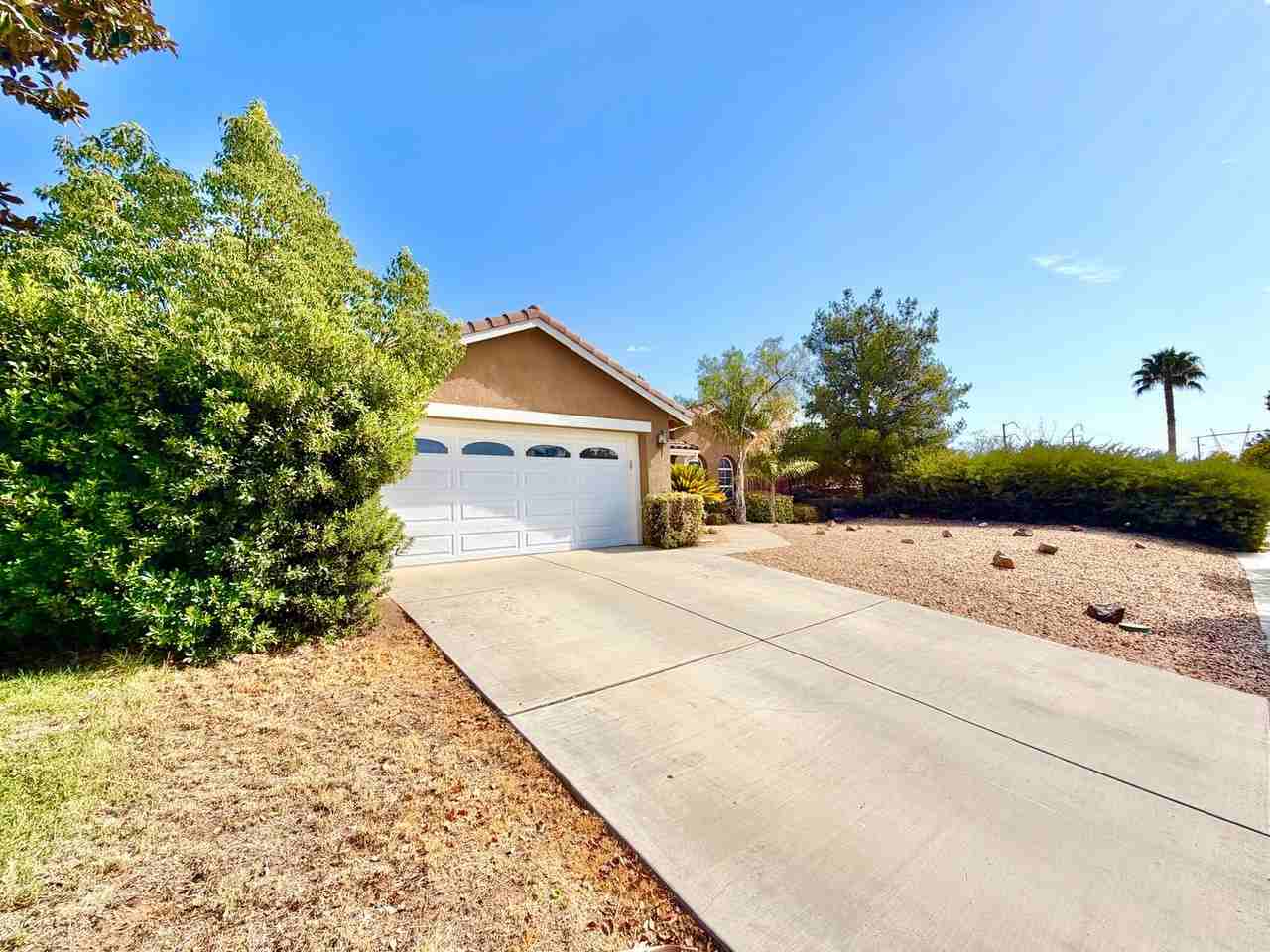 102 Goldenrod Ave - Photo 3 of 31