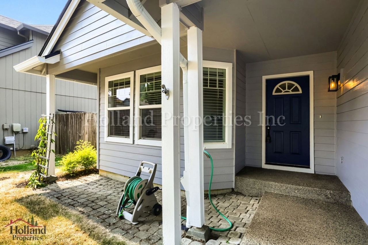 23211 Sw Cinnamon Hill Pl - Photo 2 of 29