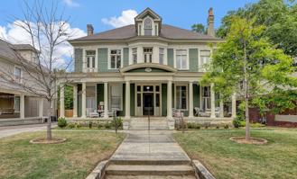 1306 Carr - Photo 1 of 1