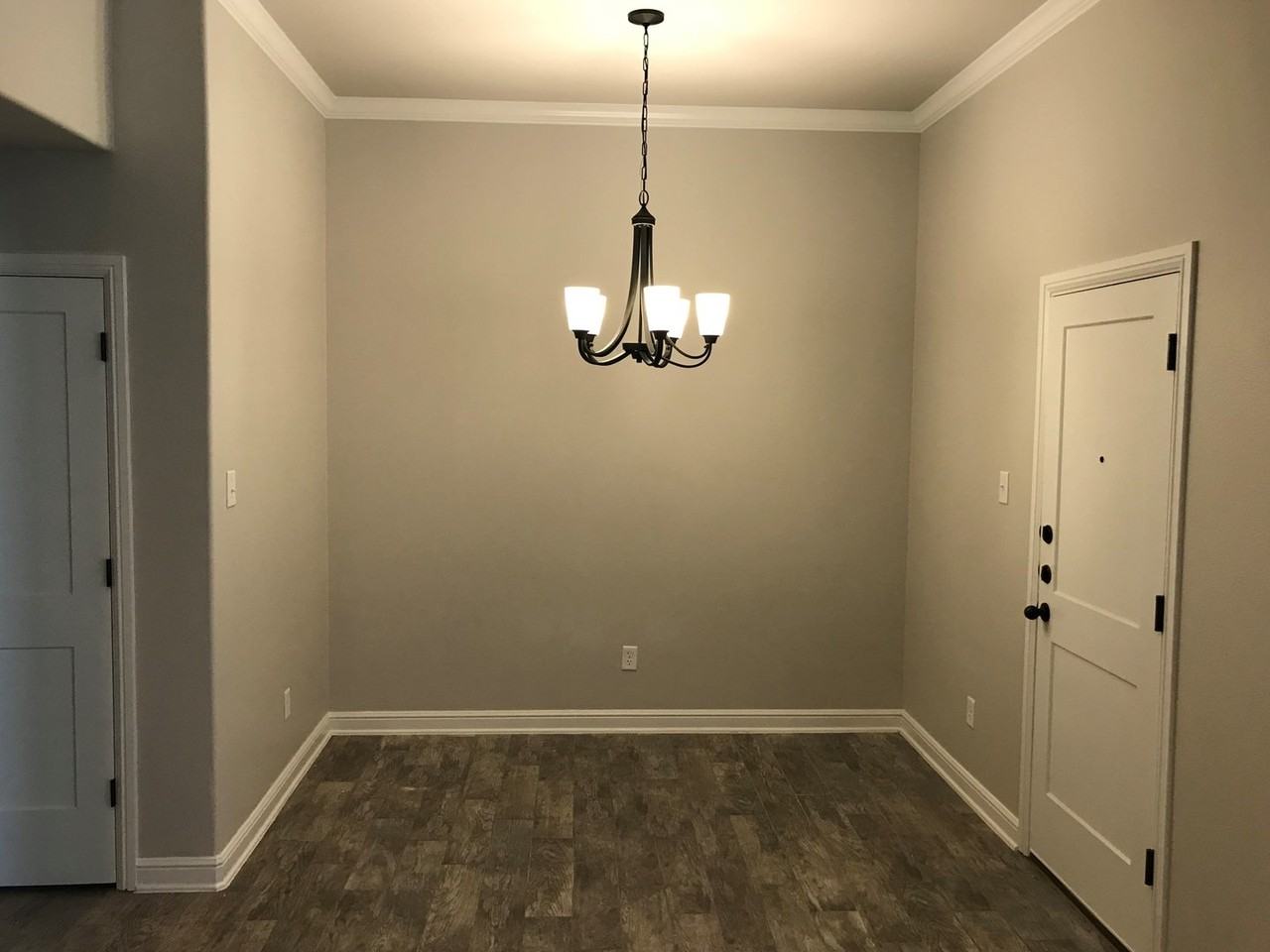 5802A Luminous Ln - Photo 4 of 24