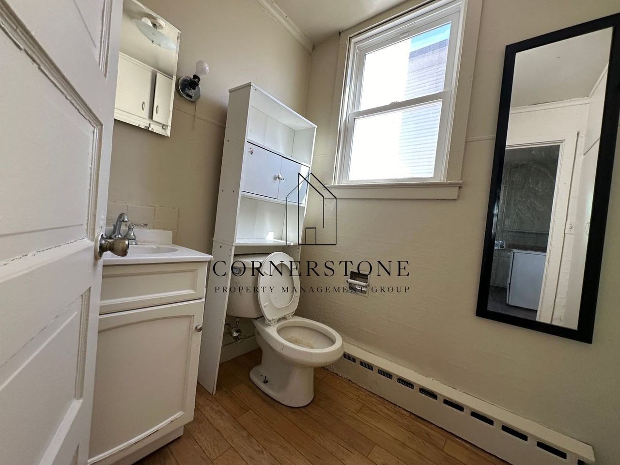 1425 4th Ave N - Photo 5 of 11