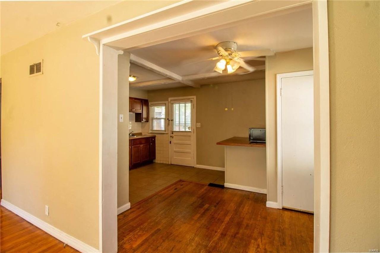 9807 Lullaby Ln - Photo 3 of 9
