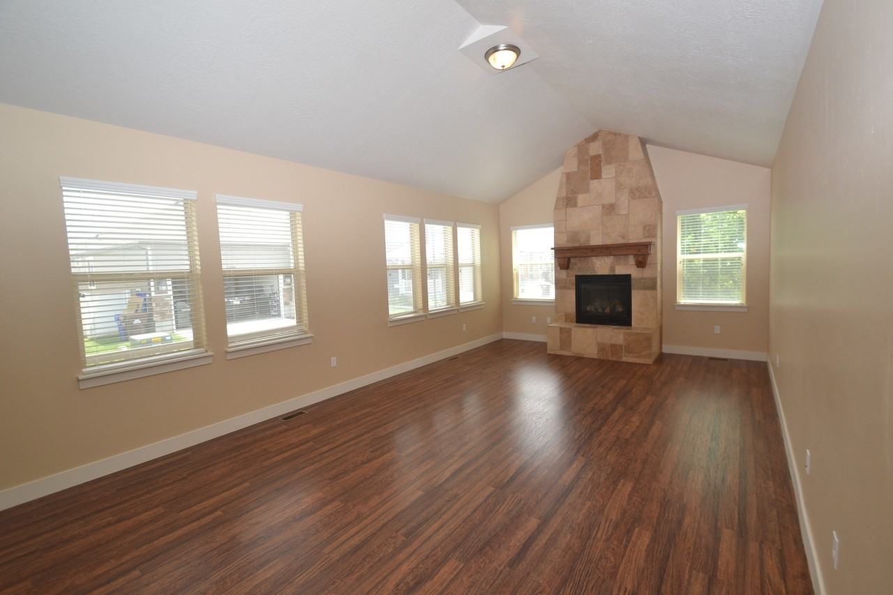 938 W Rebecca View Dr - Photo 5 of 26
