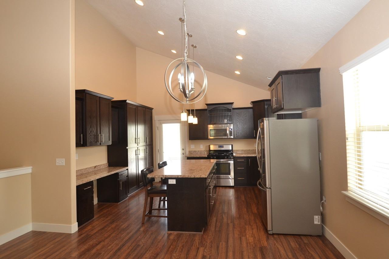938 W Rebecca View Dr - Photo 6 of 26