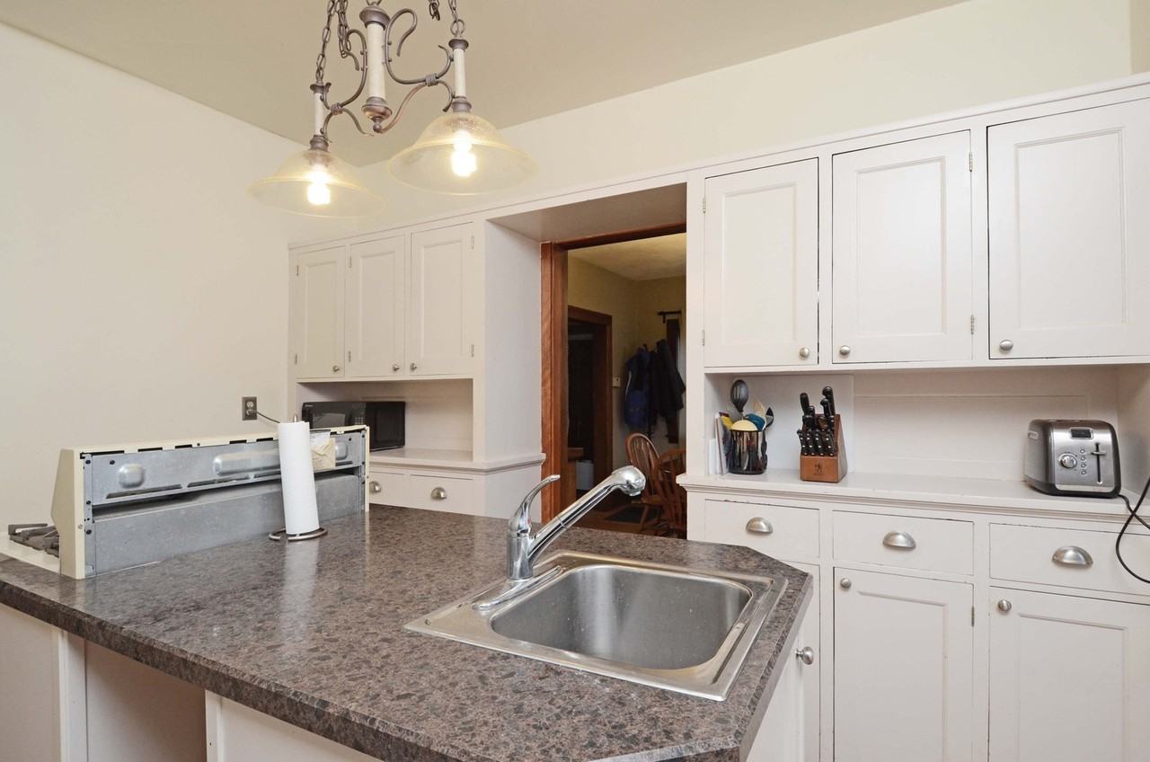 130 W 44th St - Photo 2 of 17