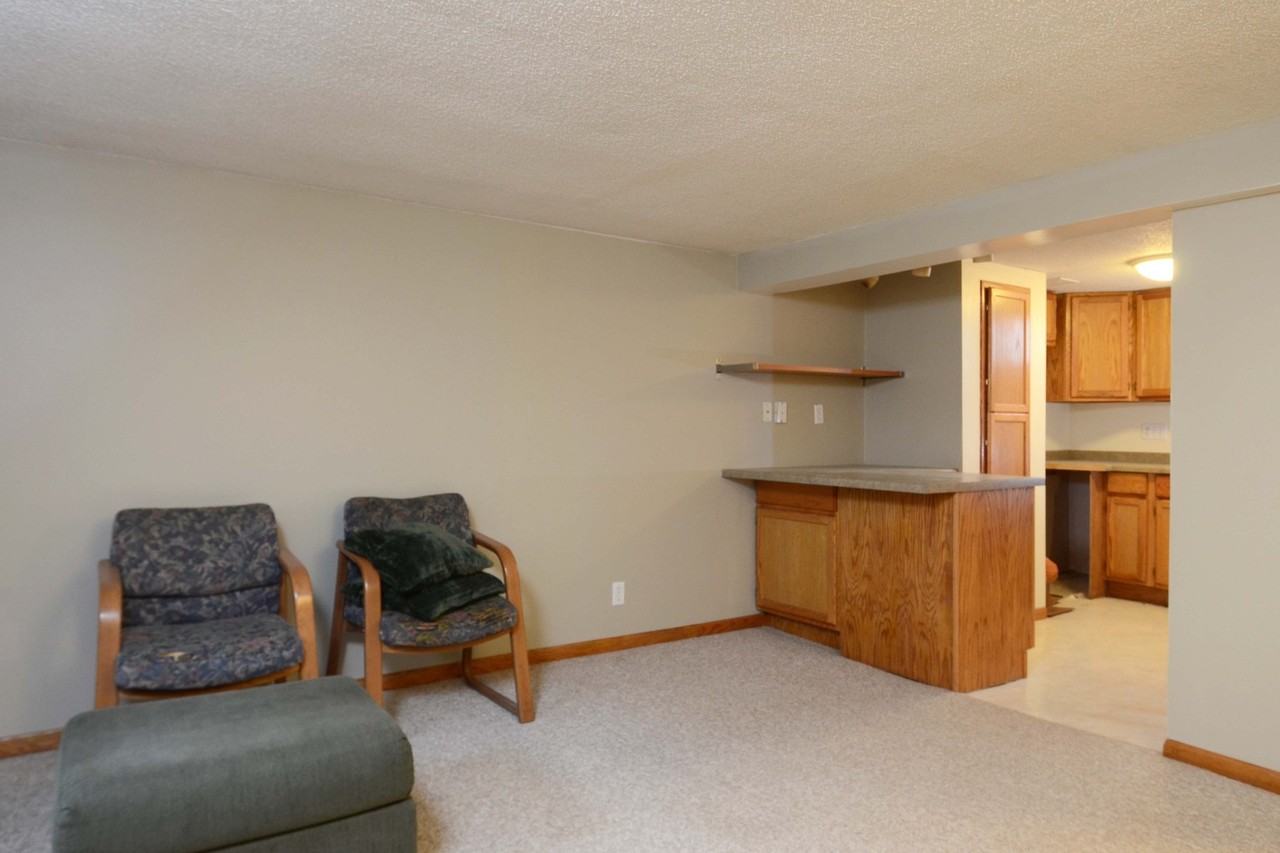 130 W 44th St - Photo 5 of 17