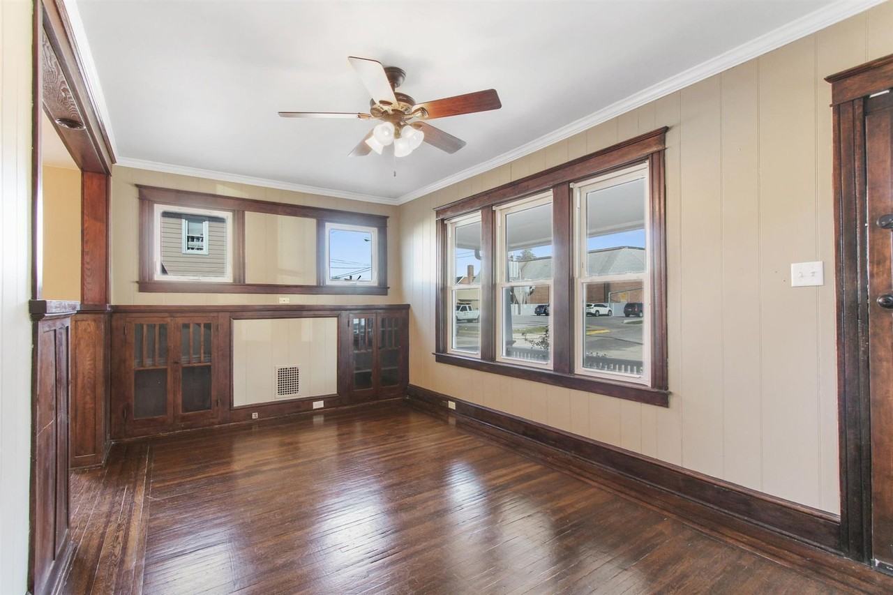 34 S Royal St - Photo 6 of 23