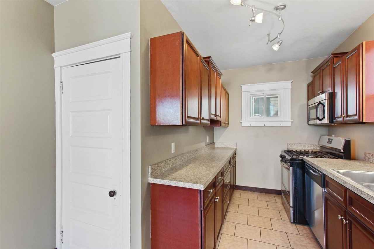 34 S Royal St - Photo 7 of 23