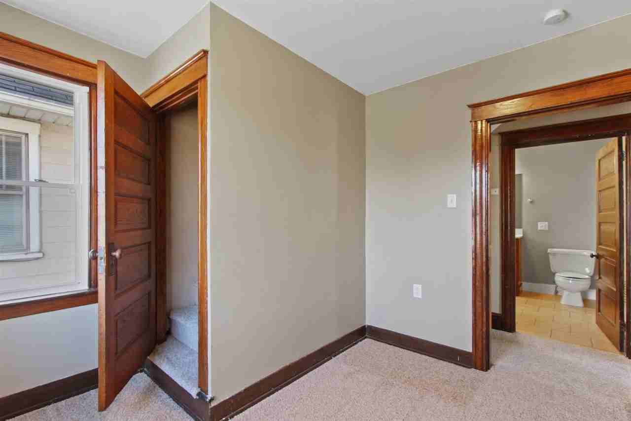 34 S Royal St - Photo 2 of 23