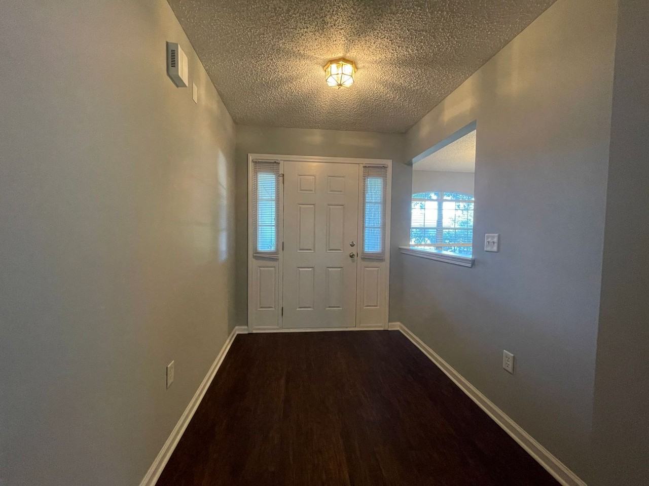9374 Daniels Mill Dr - Photo 4 of 19