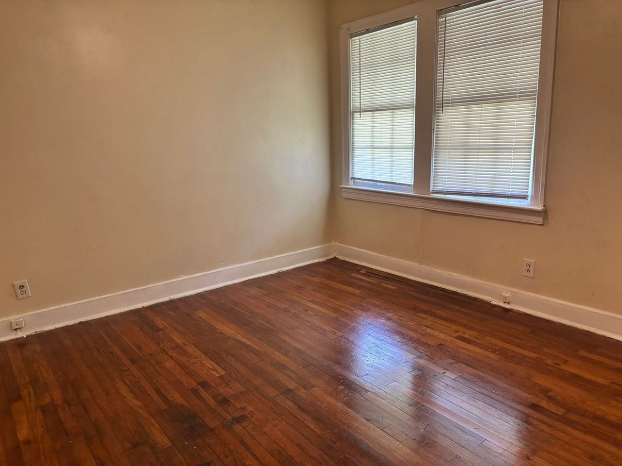 177 W Santa Clair St - Photo 4 of 13