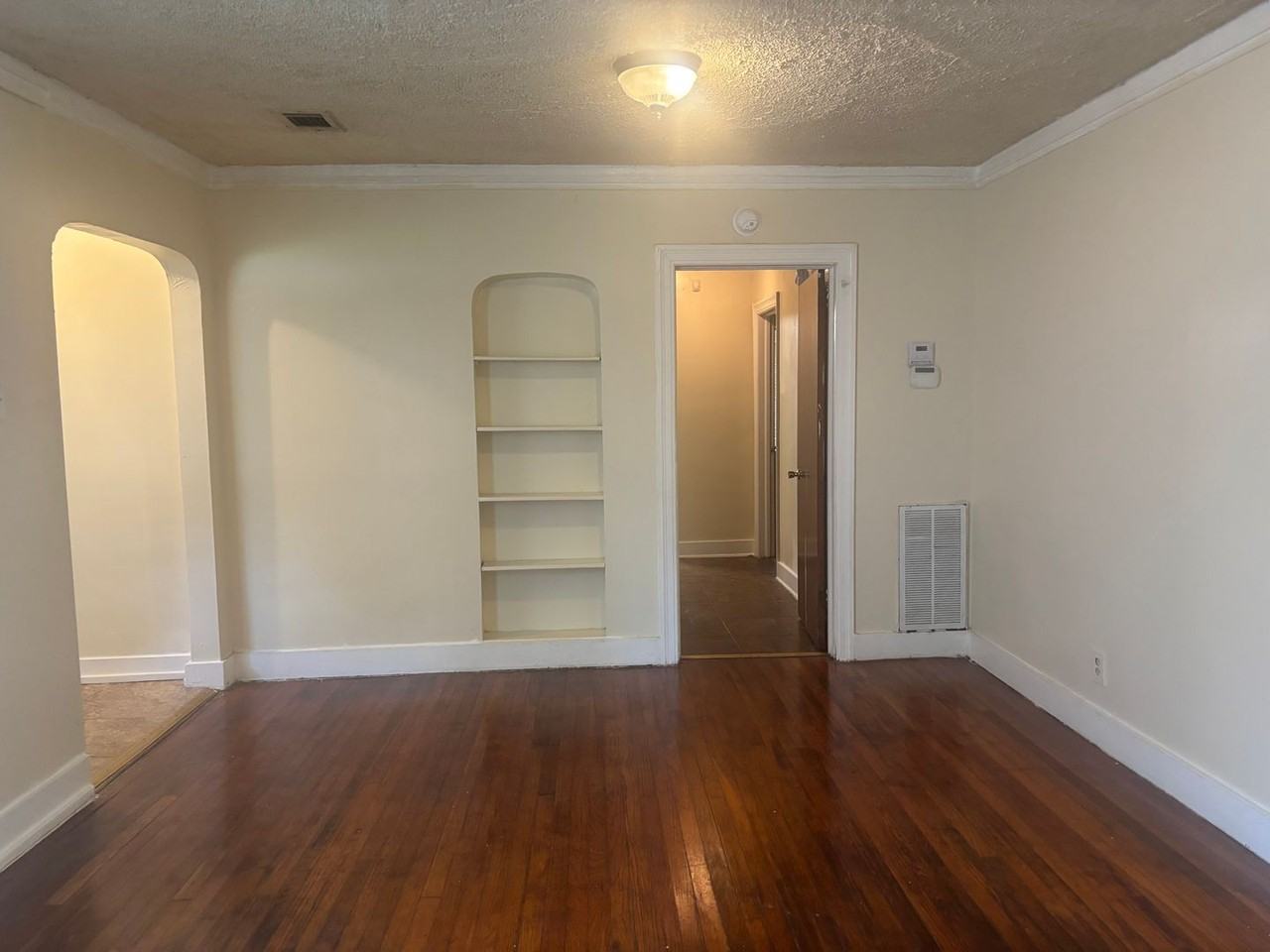 177 W Santa Clair St - Photo 5 of 13