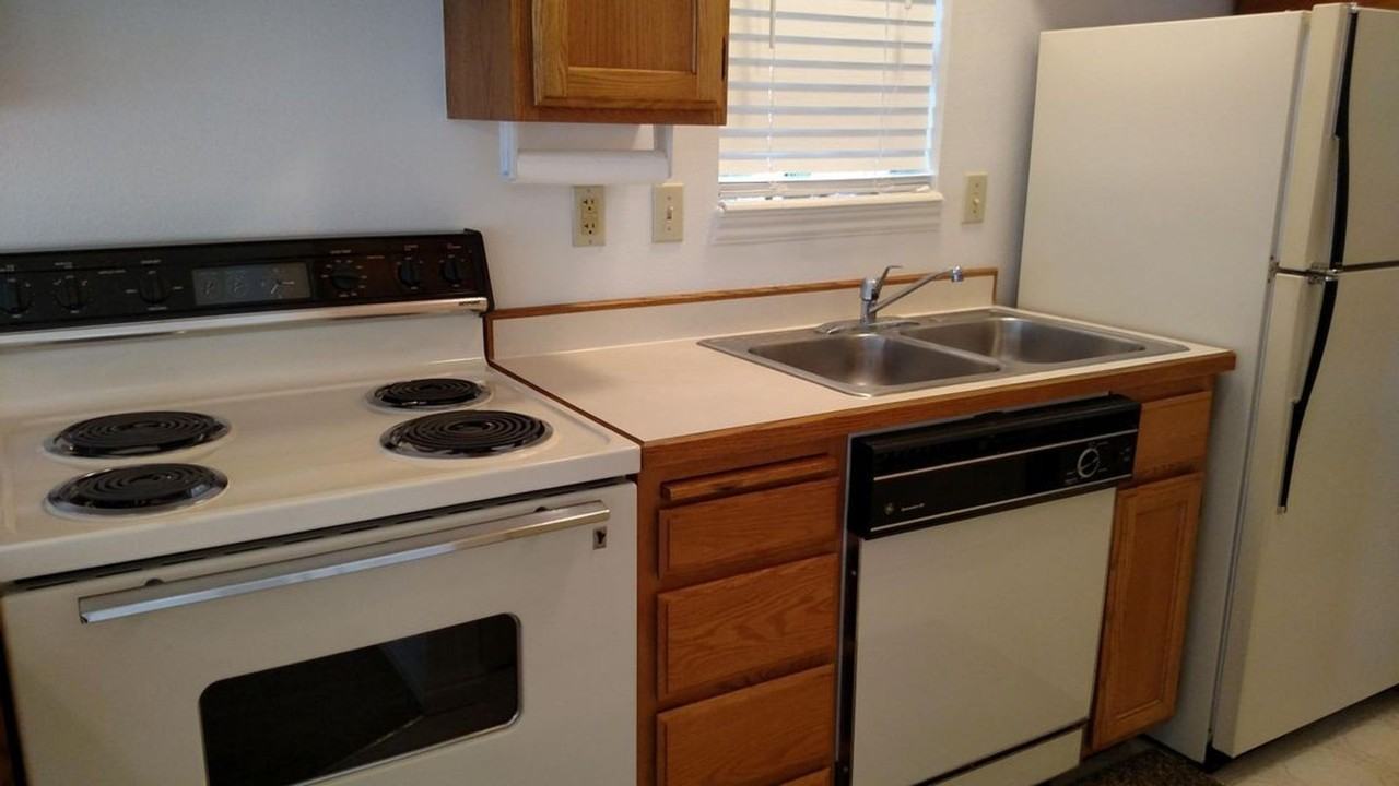 180 N 1100 E #16 - Photo 5 of 7