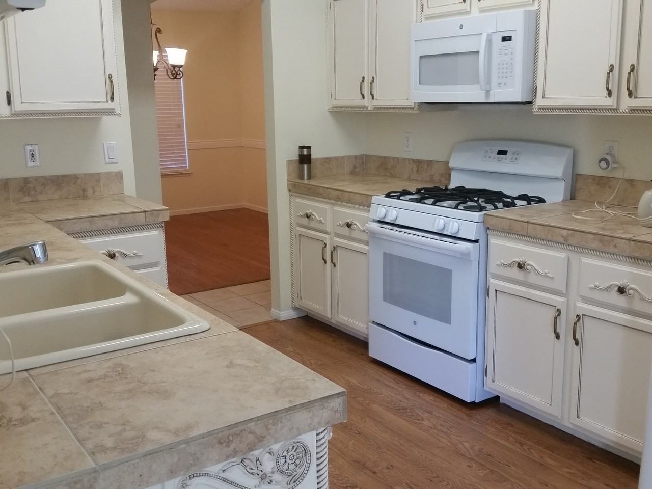 4444 Dusty Trail St - Photo 5 of 24