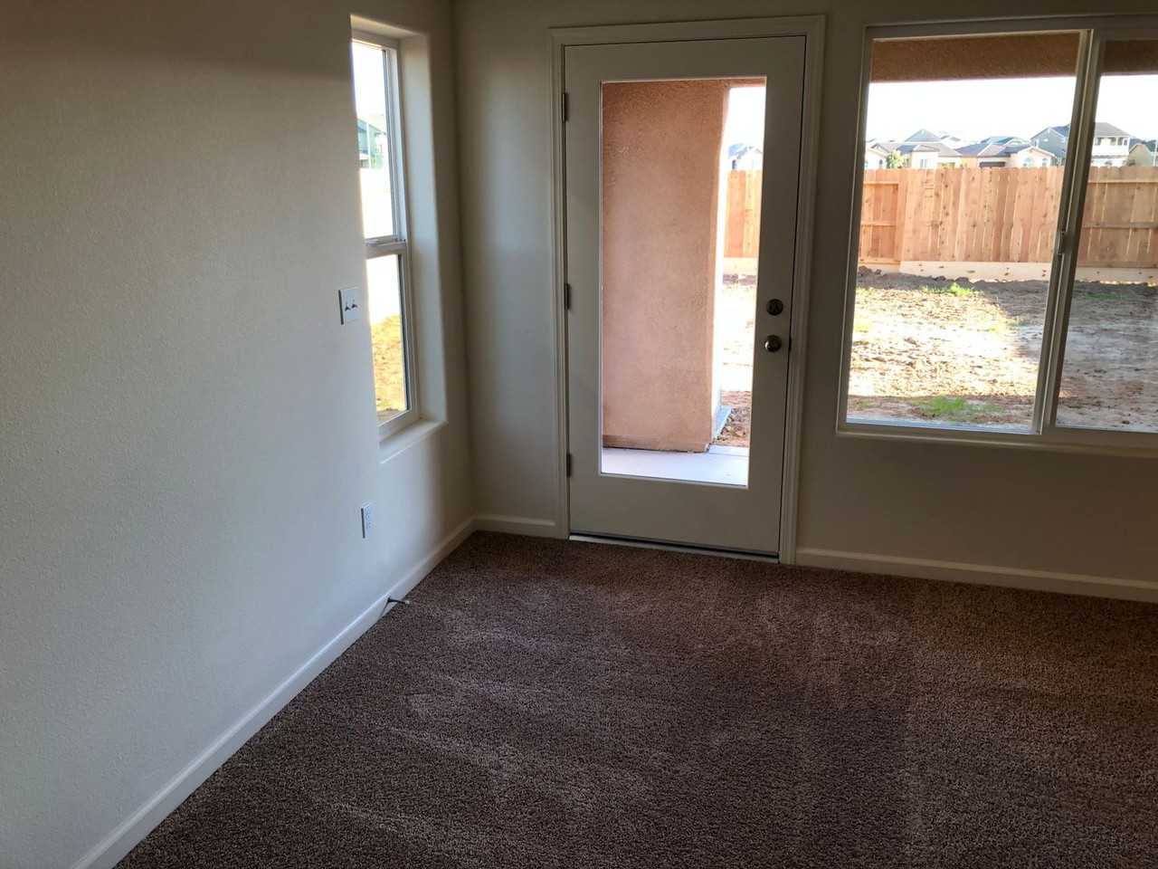 166 Barker Ln - Photo 5 of 20