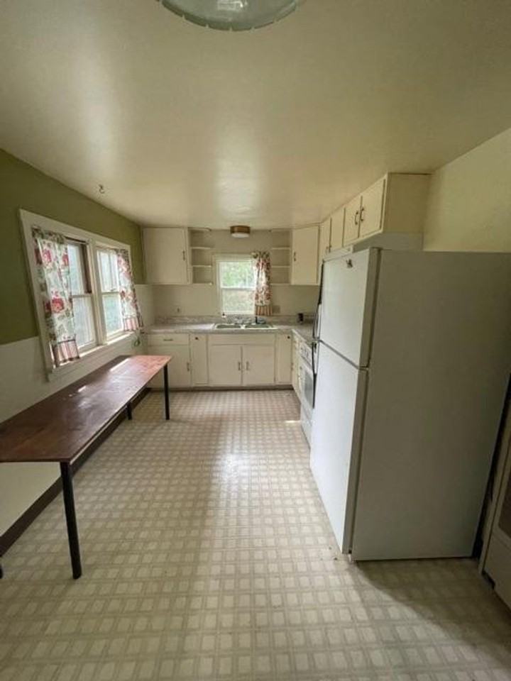 2201 W 2nd Ave - Photo 2 of 7