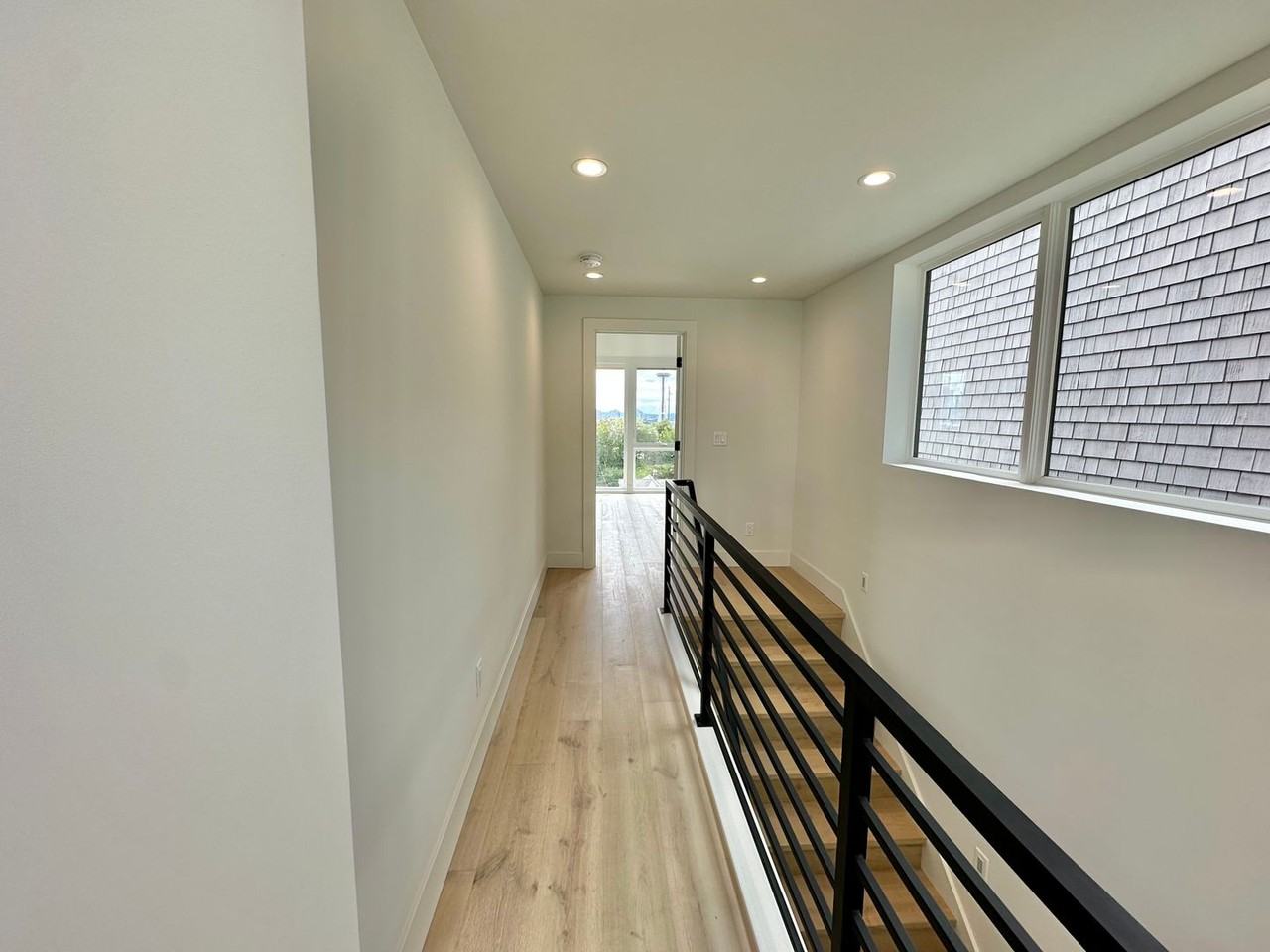 507 Galer St - Photo 4 of 50