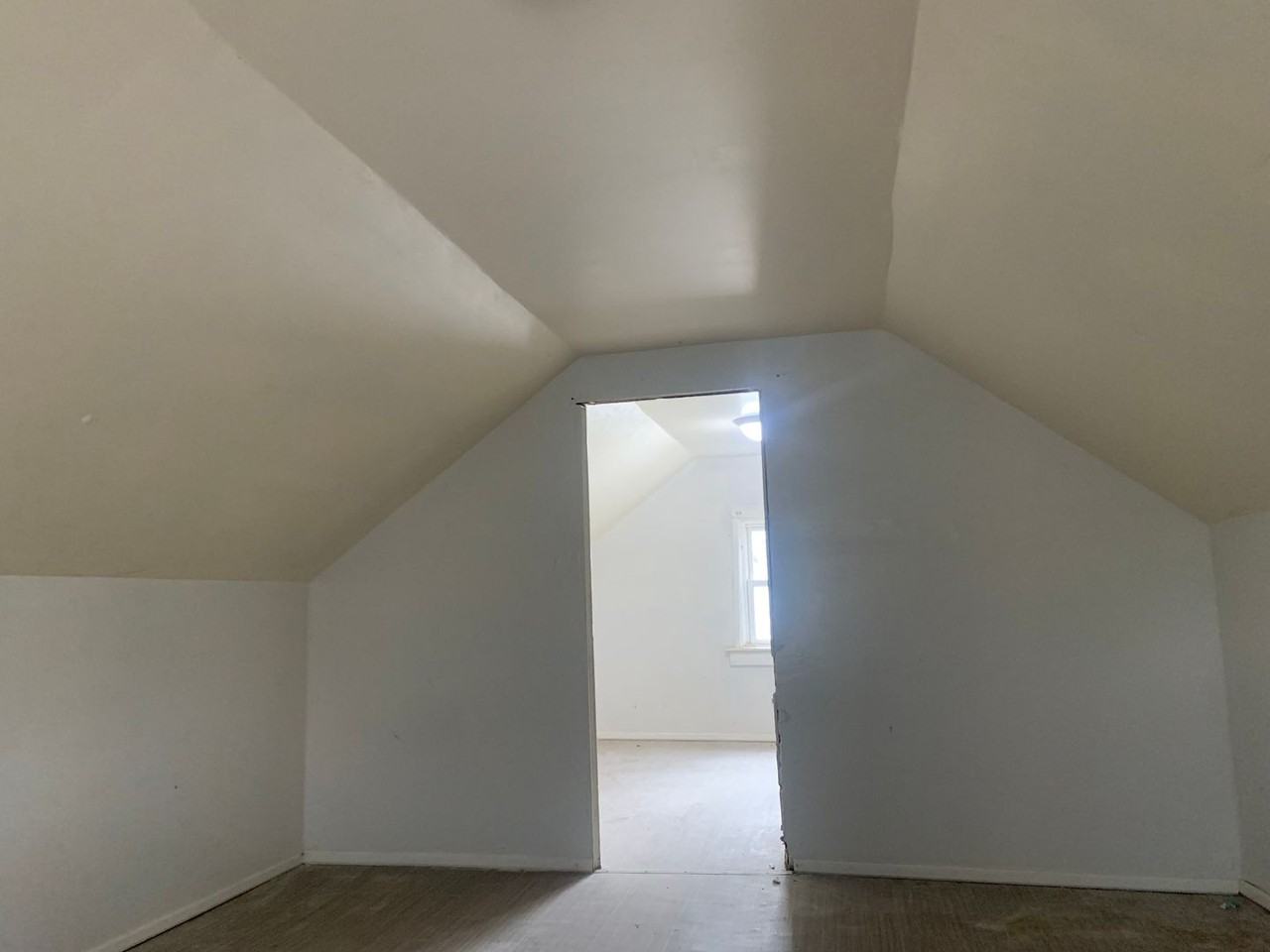 505 S Wesley St - Photo 5 of 7